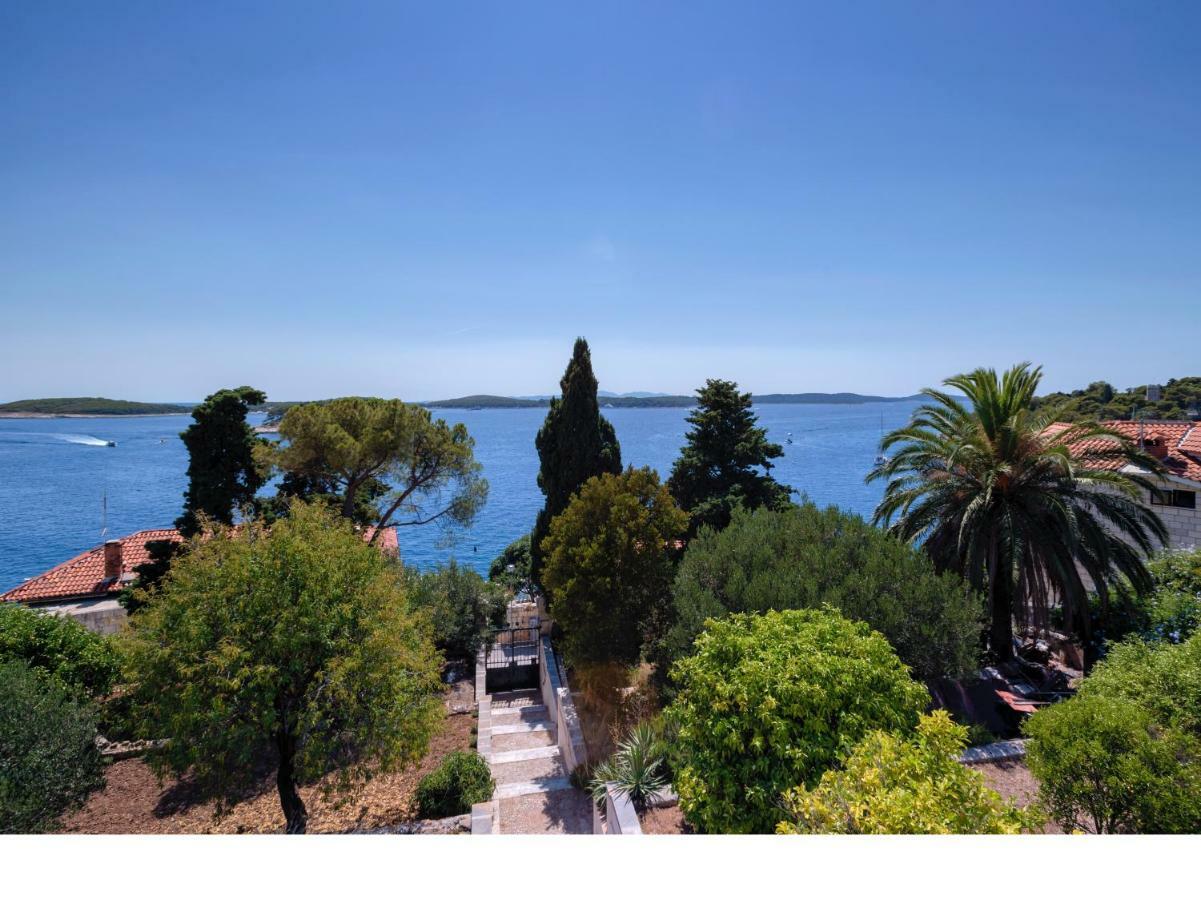 Villa Marchi Hvar Town Eksteriør billede